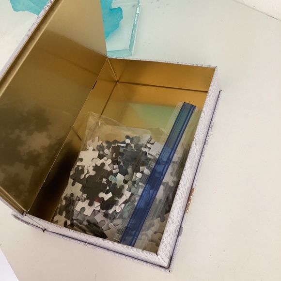 Harry Potter 3D Image 300 pc Puzzle 9.5”x7.5” Tin Book Storage Tin Box - Picture 7 of 10